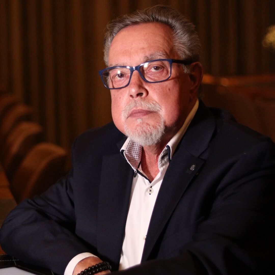 Retrato de Dr. Rogério Cunha